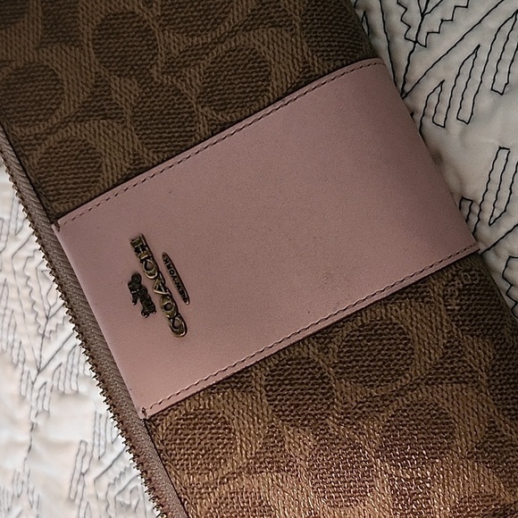 Coach Brown and Pink Wallet - Picture 12 of 16